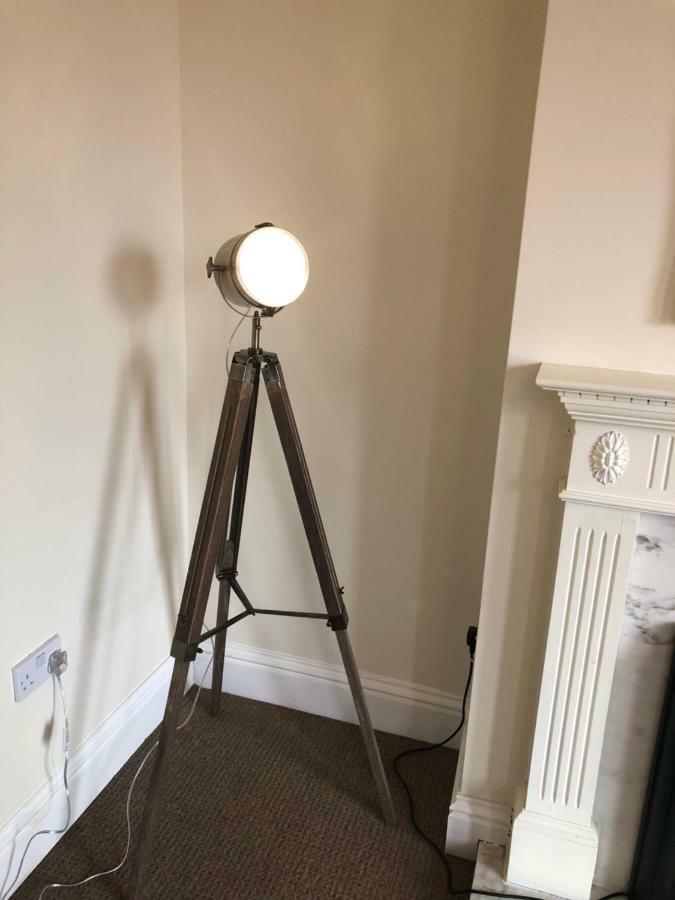 Handpost View Apartman Newport  Kültér fotó